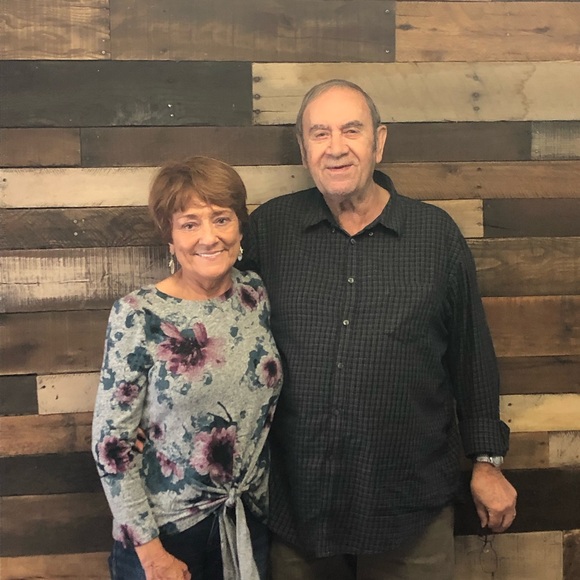 Meet your Posher - Picture 3 of 9